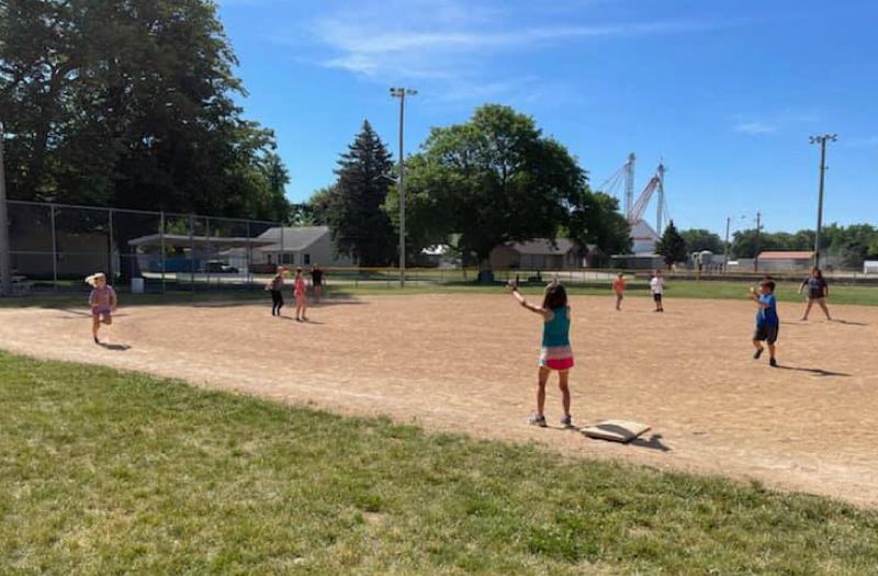 Picture of Kids playing t-ball at Inwood Summer Rec Program